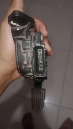 Acelerador de s10