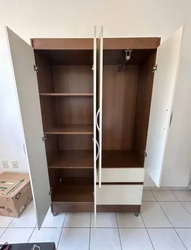 Guarda Roupa