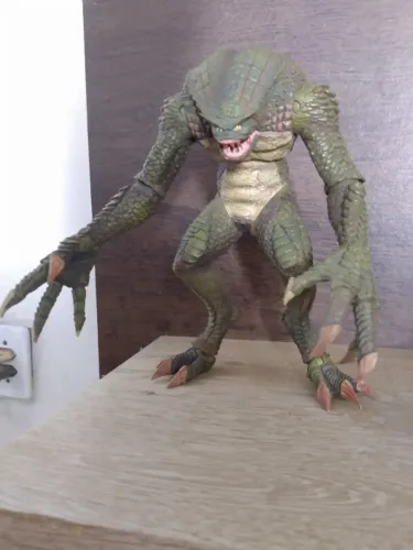 Figure Hunter Neca Resident Evil 