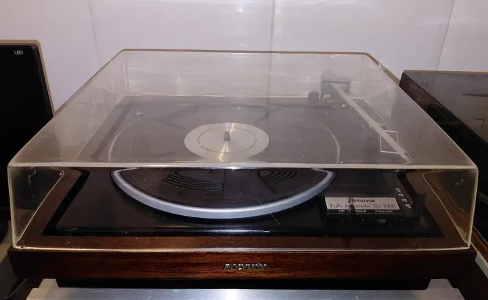 Título: Toca Disco Vitrola Polyvox Td 1000/garrard