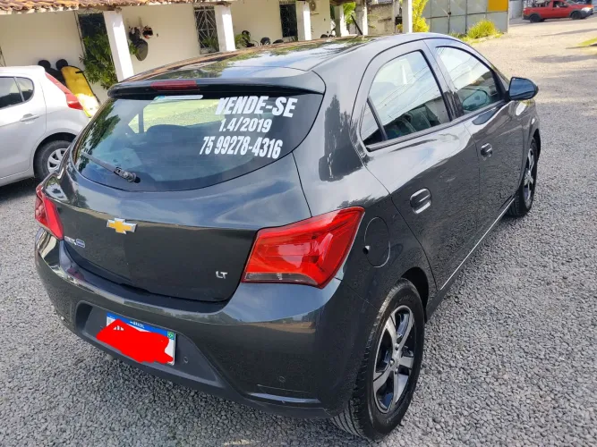 Chevrolet Onix Hatch LT 1.4 8V Flex Mec. 4P 2019