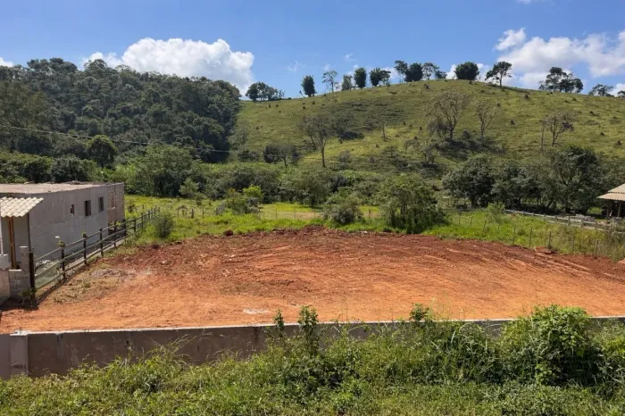 Lote Plano com escritura