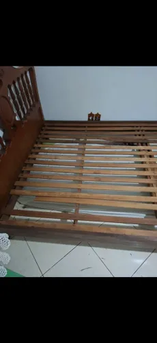Cama casal madeira maciça