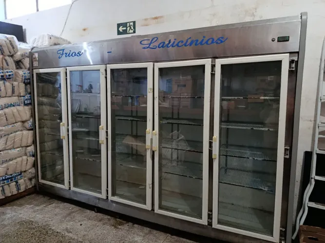 Vende se