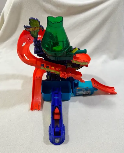 Pista Hot Wheels Cientista