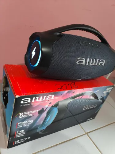 Caixa bombox aiwa com led nova demais
