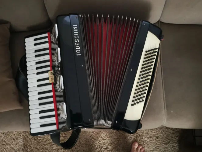 Acordeon Todeschini 80