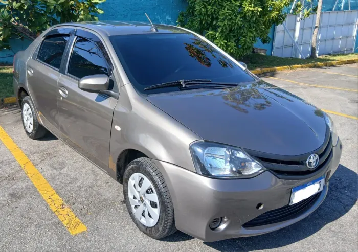 Toyota Etios XS Sedan 1.5 Flex 16V 4P Mec. 2017