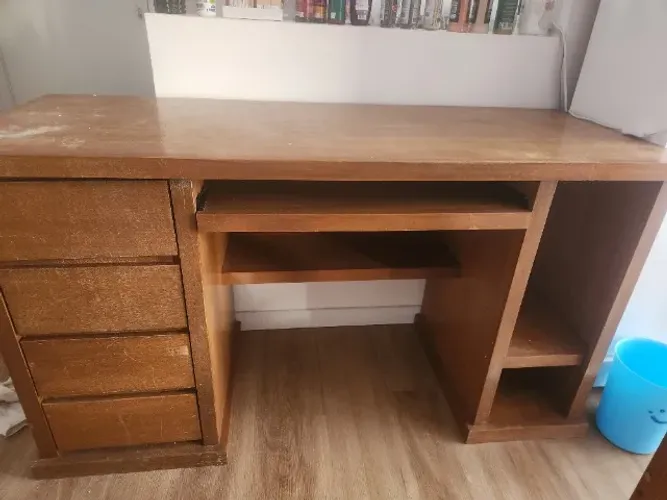Mesa de Escritório em Madeira Maciça