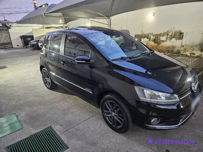 Volkswagen Fox Highline 1.6 Flex 16V 5P 2016