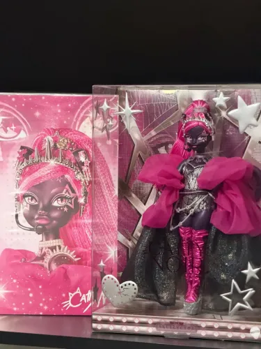 (Leia descrição) boneca monster high catty noir collector fang vote