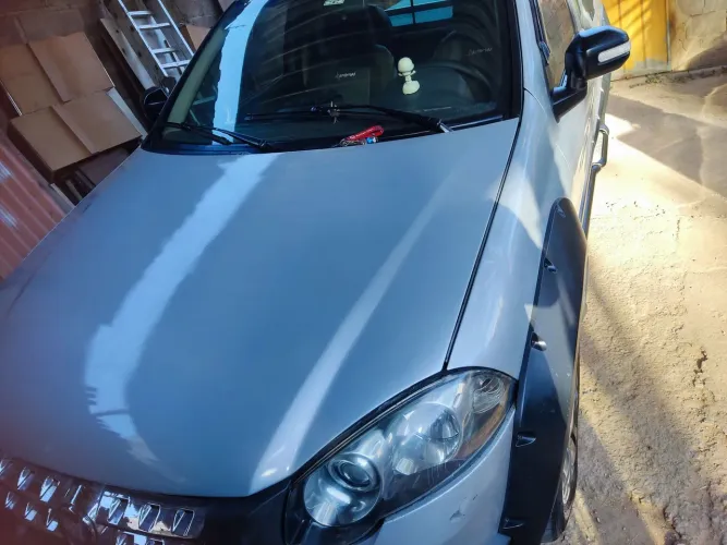 Fiat Strada Adventure 1.8/ 1.8 Locker Flex CE 2009
