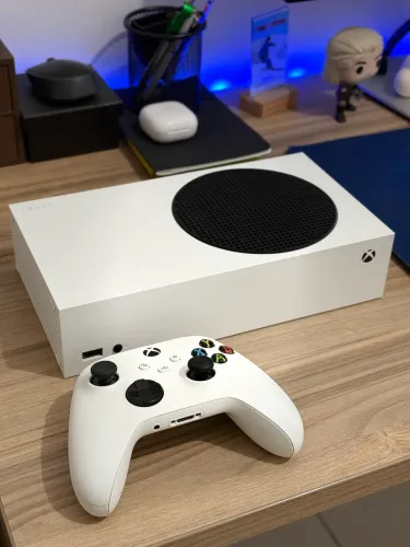Xbox Series S + Controle Original + Caixa