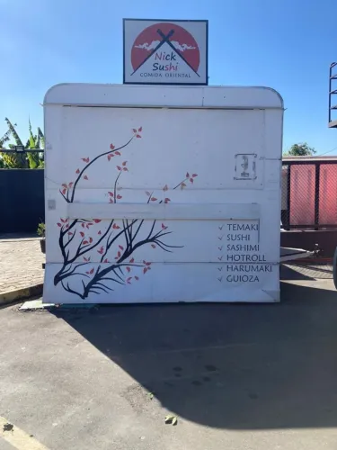 FOOD TRUCK
