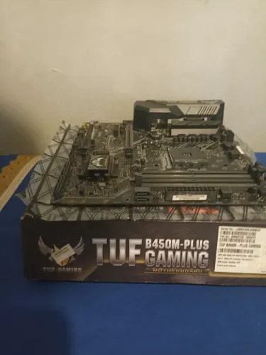 Placa mãe Asus TUF b450m - leia o anúncio 