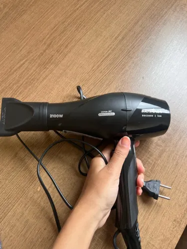 Secador de cabelo 