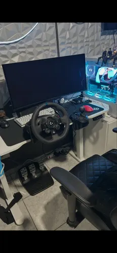Volante Logitech G923 + câmbio Logitech