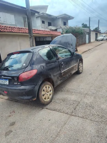 Peugeot 206 Selection/ Sensation 1.0 16V 3P 2001