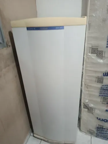 Vendo geladeira 