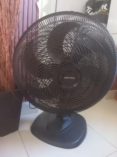 Vende-se ventilador novo 220v zero defeitos.
