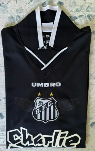 CAMISA SANTOS X CHARLIE BROWN JR - PRIMEIRA EDIÇÃO