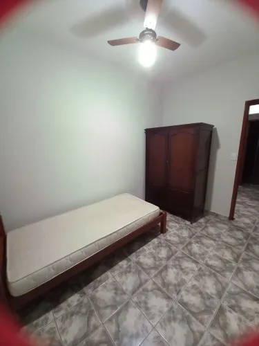 ALUGO QUARTO INDIVIDUAL MASCULINO