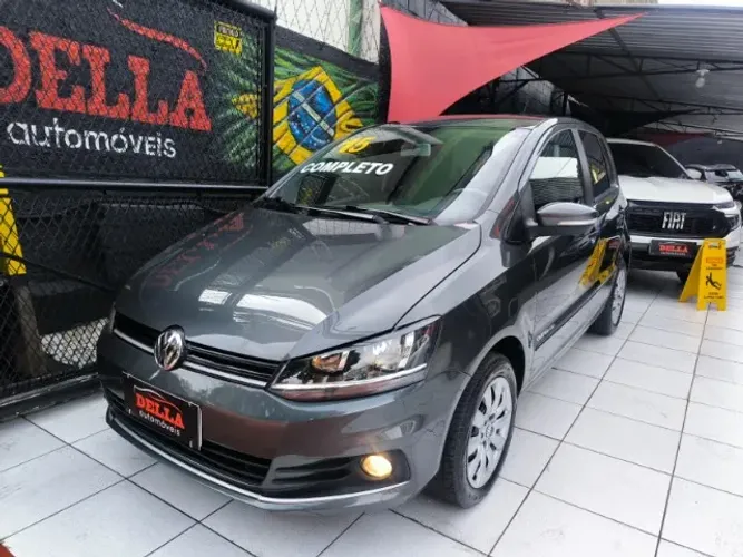 Volkswagen Fox Comfortline 1.0 Flex 8V 5P 2015