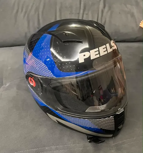 Capacete Peels nunca usado
