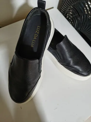 Slip on Luz da Lua couro 36