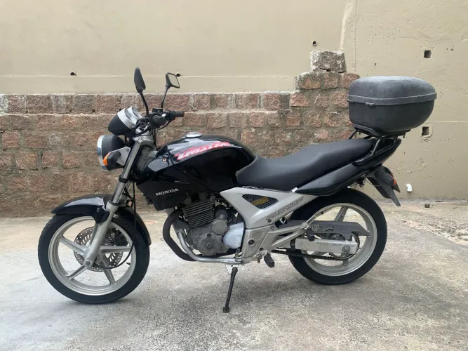 Twister 250 em ótimo estado, moto muito cuidada.
