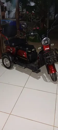 Electrobike triciclo elétrico