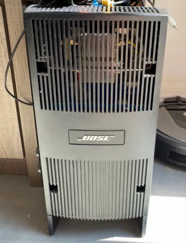 Som bose subwoofer e caixinhas 