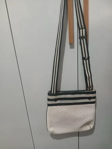 Bolsa vitor hugo 