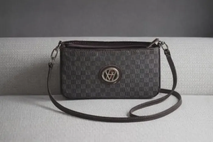 Bolsa transversal xadrez Victor Hugo