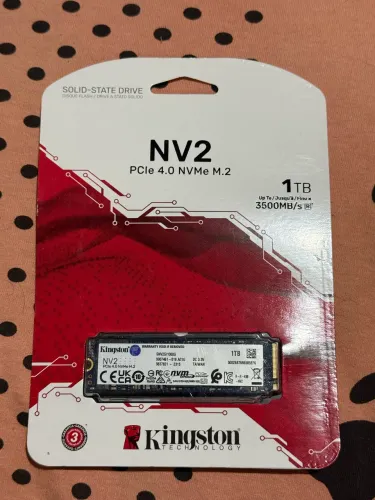 SSD NVME M.2 Kingston NV2 1Tb NOVO/LACRADO