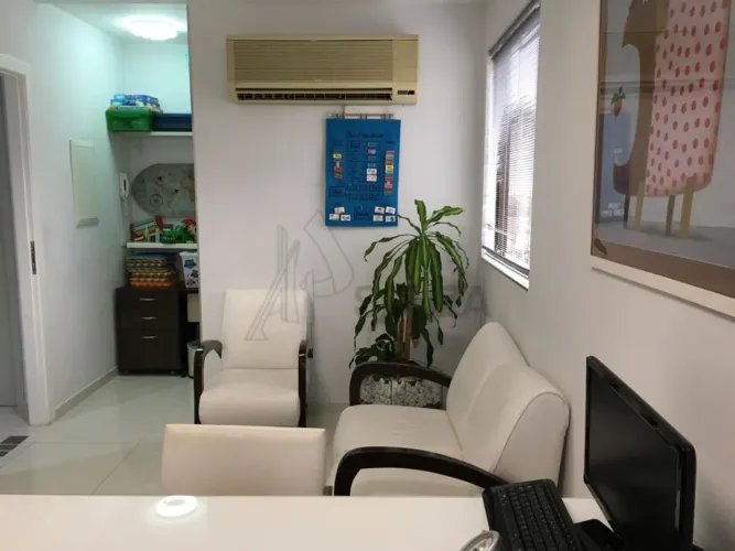 Sala Comercial para Venda e Aluguel em Santana , com 28 m au , moveis planejados, 2 banhei
