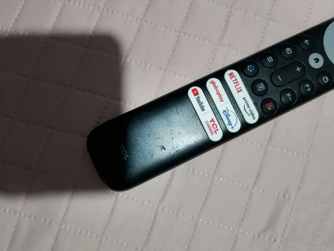 Vendo controle de smart tv TCL por 30 reais para vim buscar ok 