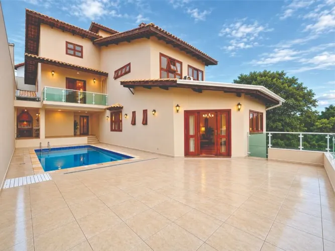 Casa com 4 dormitórios à venda, 357 m² por R$ 1.600.000,00 - Granja Viana - Carapicuíba/SP