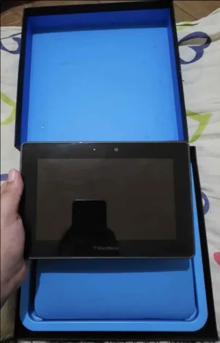 Tablet original da marca BlackBerry 32GB 7 Polegada com defeito leia a descrição