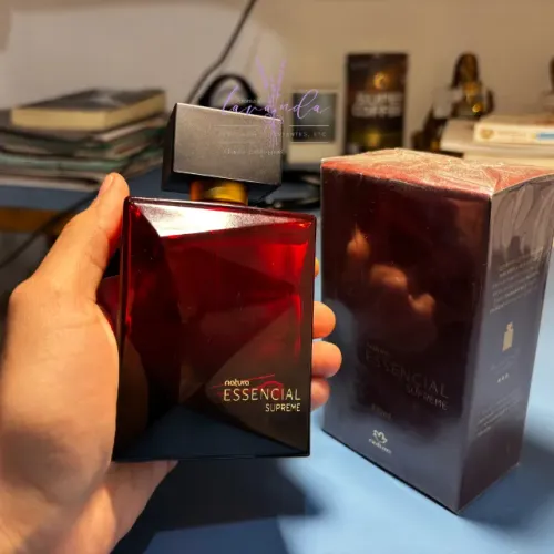 Presenteie seu pai! Com o perfume Essencial SUPREME