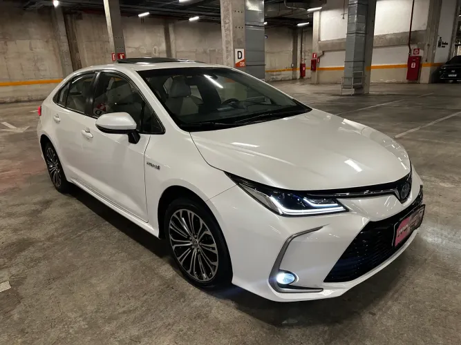 Toyota Corolla Altis Prem. Hybrid 1.8 Flex AUT 2020