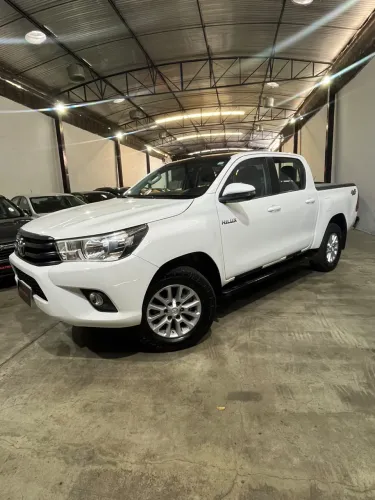 Toyota Hilux CD 4X4 2.8 Diesel Mec. 2020