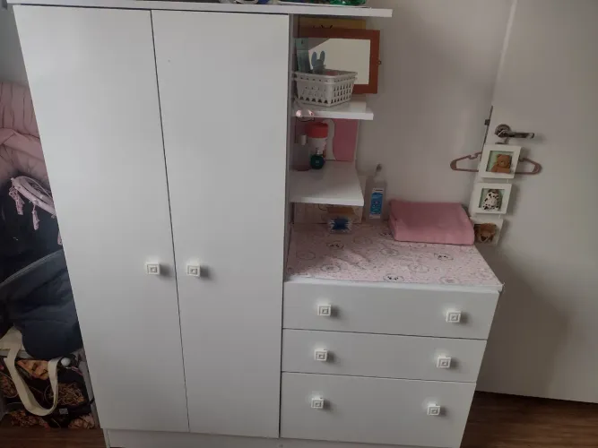 GUARDA ROUPA INFANTIL