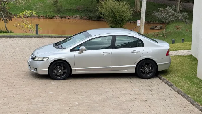 Honda Civic Sedan EXS 1.8/1.8 Flex 16V Aut. 4P 2009