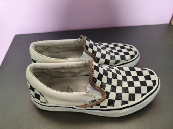 Vans