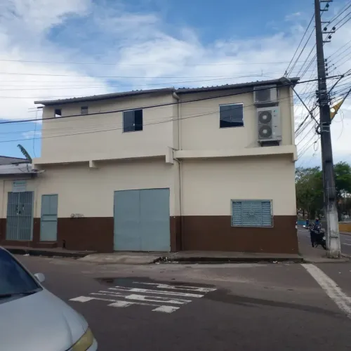 Imóvel para venda tem 200 metros quadrados com 4 quartos em Santo Antônio - Manaus - AM