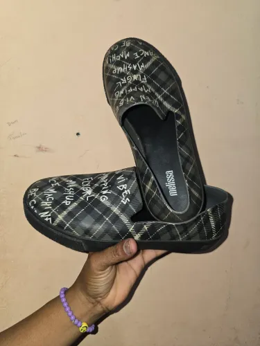 tênis Melissa Ground Open Vibes (Xadrez Cinza/Preto)