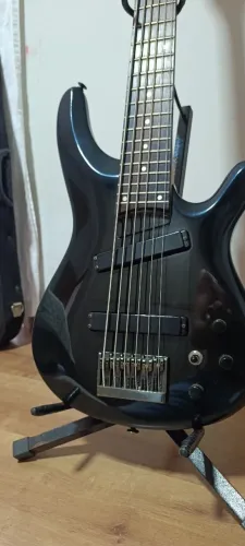 Contrabaixo 6 cordas Golden 