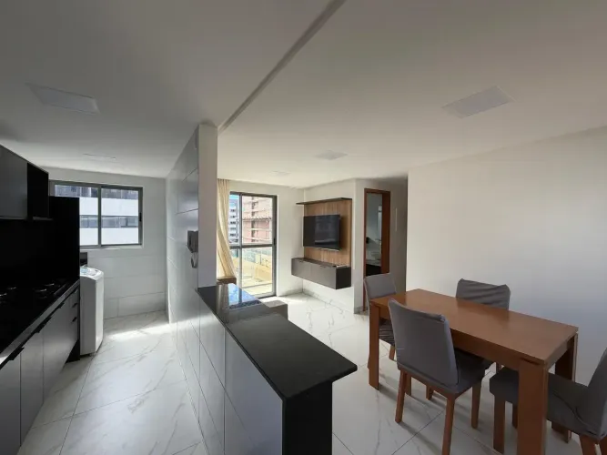 Apartamento mobiliado em Cabo Branco para locação a 80m da praia