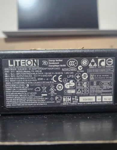 Carregador do notebook Acer Aspire 5 touch-screen